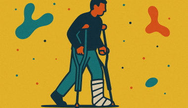 Afbeelding van man op krukken bij blog over no cure no pay in letselschadezaken